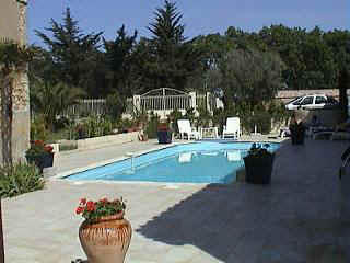 piscine 6 b.JPG (19203 octets)